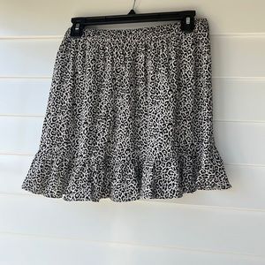 Mini Leopard American Eagle skirt